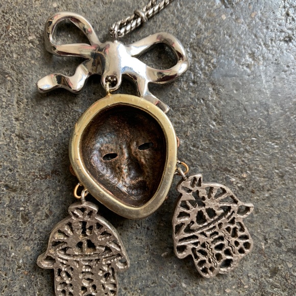 Vivienne Westwood Beautiful Ornate Vintage African Mask w/ Hands and Ribbon - Picture 5 of 8